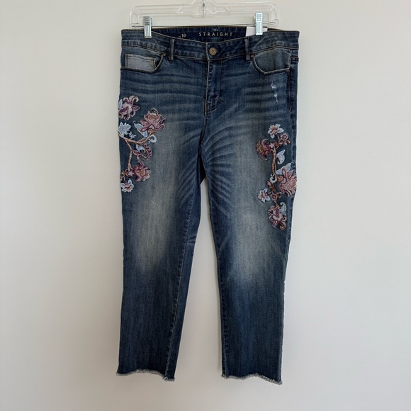WHBM Straight Crop Jeans Size 10 Denim Floral Embroidered Cropped Raw Edge NWT - Picture 1 of 13